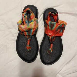 Colorful Sanuk yoga Sandals